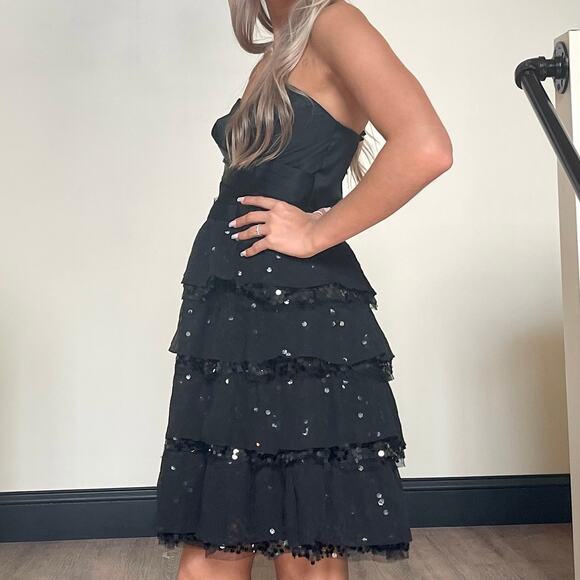 00s BCBGMAXAZRIA Vintage Black Sequin Strapless Tiered Layer Dress - Picture 4 of 9